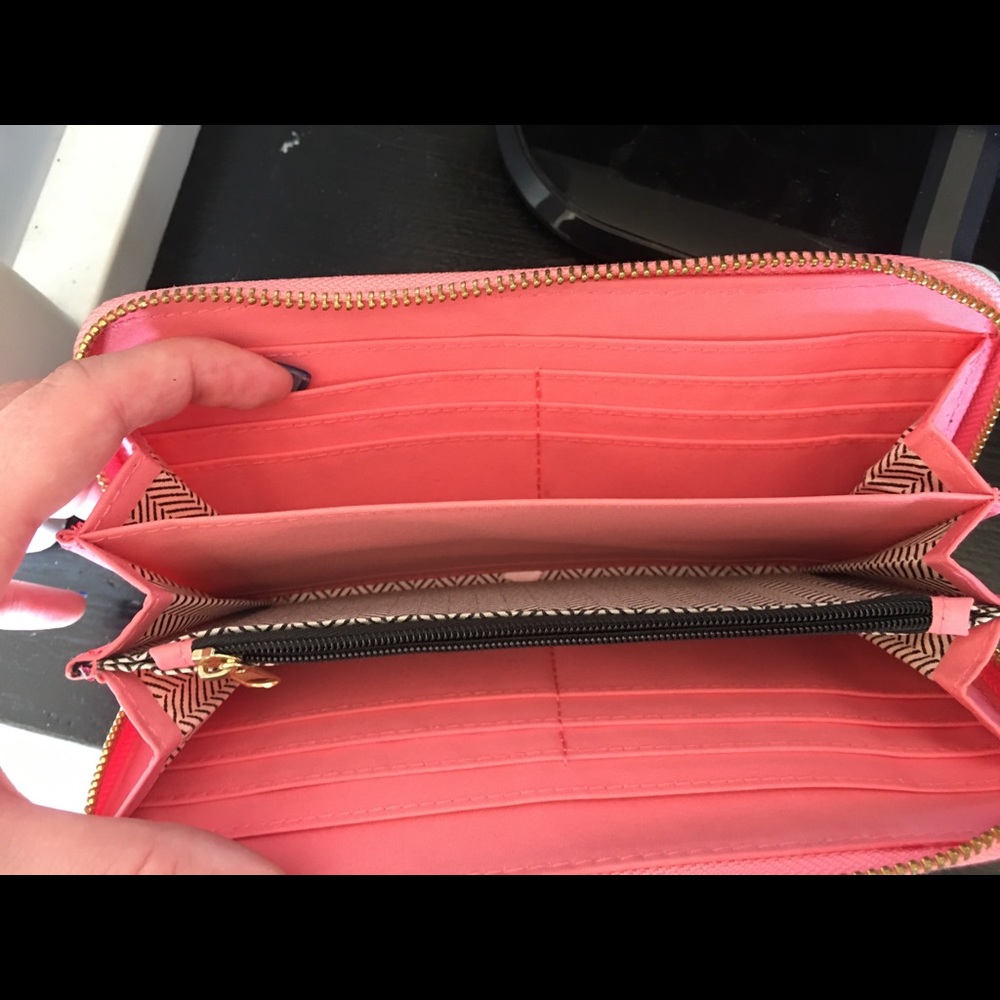 Wallet - Picture 3 of 3